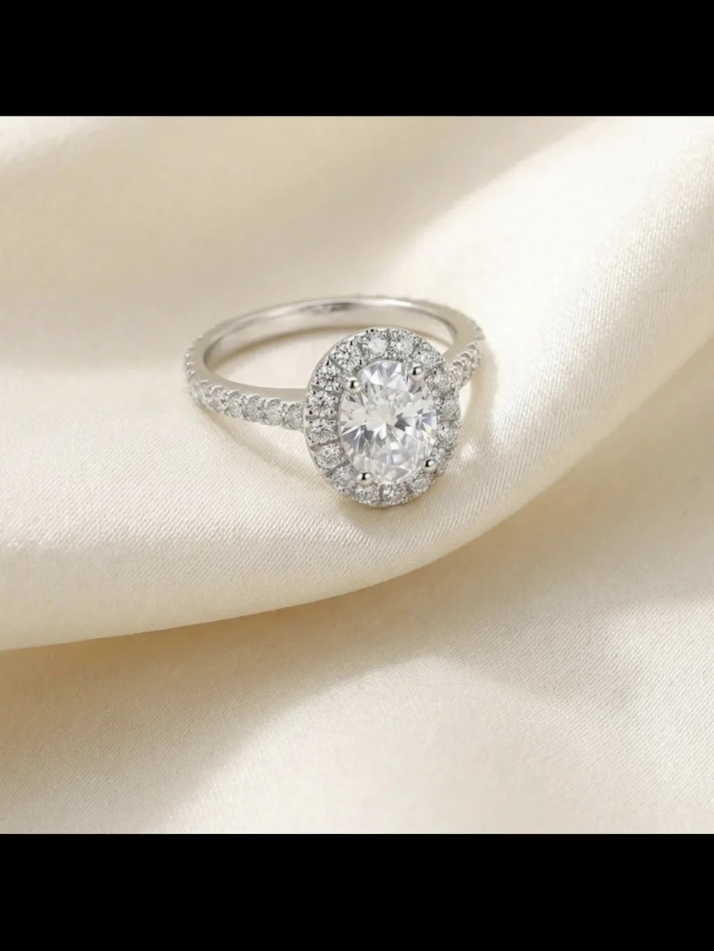 VVS1 1.5 CT* Halo Pave Oval-cut Moissanite Ring Size 8 US*